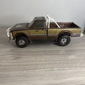 Vintage ERTL The FALL GUY Colt 1/16 1982 GMC Sierra Pickup Truck Metal Die-Cast